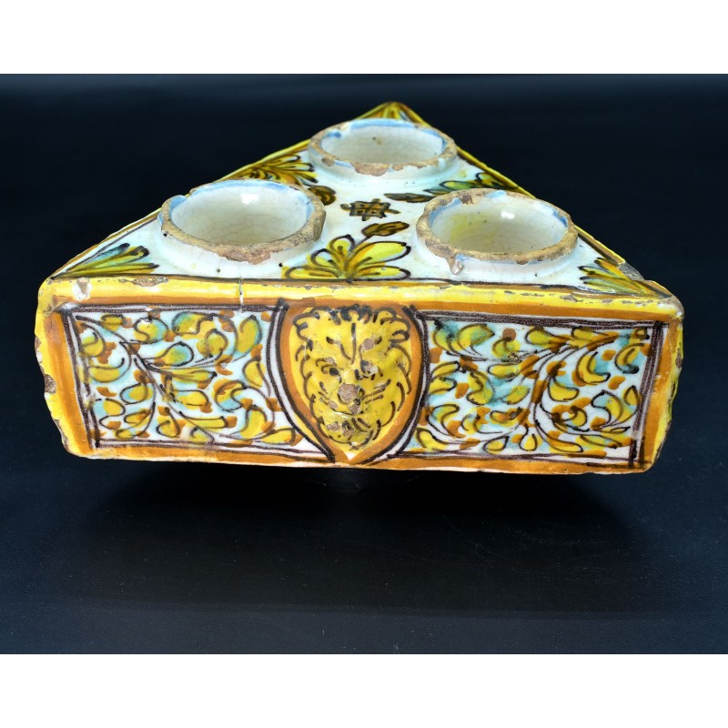 Especiero salero de Talavera serie Polícroma siglo XVII