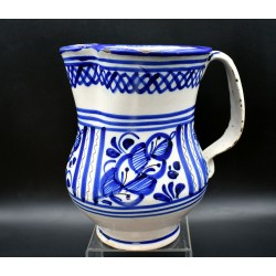 Jarra de Manises marcada R.G. siglo XIX
