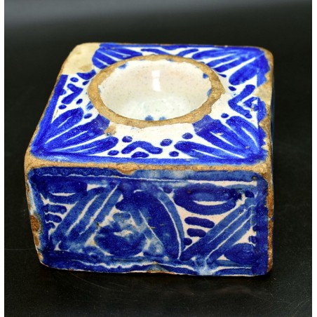Salero Serie espiral cermaica azul siglo XVI