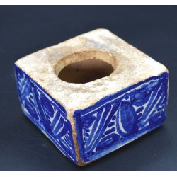 Salero Serie espiral cermaica azul siglo XVI