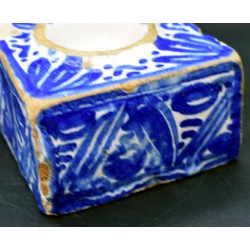 Salero Serie espiral cermaica azul siglo XVI