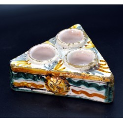 Salero triangular ceramica antigua de Almazán