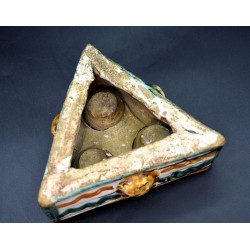 Salero triangular ceramica antigua de Almazán