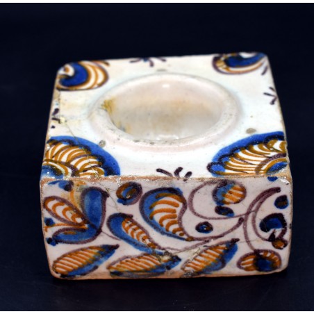 Salero serie TRICOLOR de Talavera siglo XVII