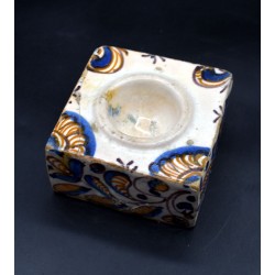 Salero serie TRICOLOR de Talavera siglo XVII