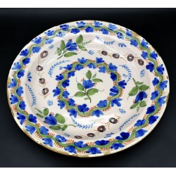 Plato antiguo cerámica de Onda siglo XIX