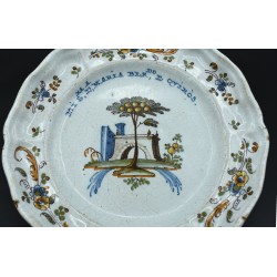 Plato antiguo de cerámica Talavera alcoreña siglo XVIII