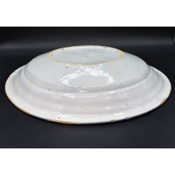 Plato de Talavera caballero siglo XVIII serie azul