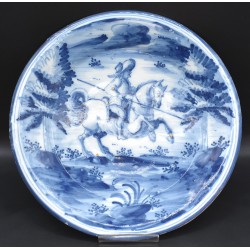 Plato de Talavera caballero siglo XVIII serie azul