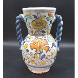 Jarra de cerámica de Talavera Polícroma asas trenzadas