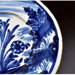 Plato Faixes o cintes con flores siglo XVIII