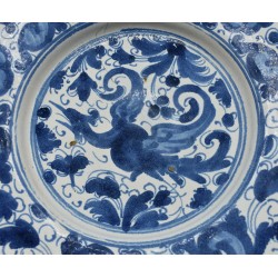 Gran Plato cerámica de Teruel garza Siglo XVII