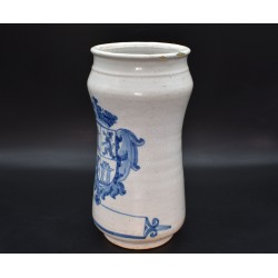 Albarelo de ceramica Talavera con escudo real