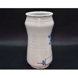 Albarelo de ceramica Talavera con escudo real