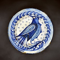 Plato antiguo de cerámica aragonesa Muel