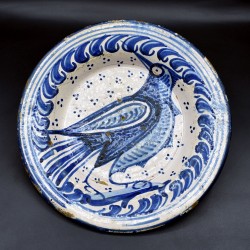 Plato antiguo de cerámica aragonesa Muel