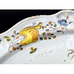 Cerámica de Talavera con jabalí polícromo siglo XVIII