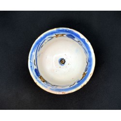 Jícara para chocolate ceramica de Almazán siglo XVII