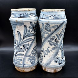 Albarelos antiguos de ceramica siglo XVIII