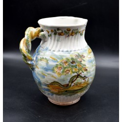 Jarra de Talavera alcoreña siglo XVIII con escarabajo