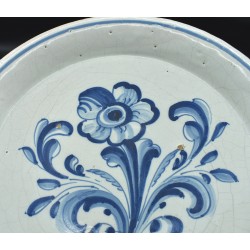 Flor Adormidera de Talavera siglo XVIII