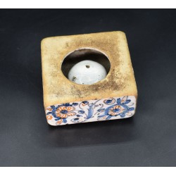 Salero de Talavera cuadrado tricolor s. XVII
