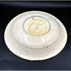 Gran plato con cenefa de bordado vermiculado