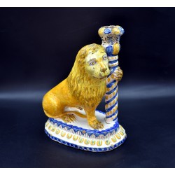 Pareja de Leones candelero siglo XVIII Talavera