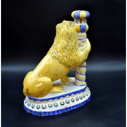 Pareja de Leones candelero siglo XVIII Talavera