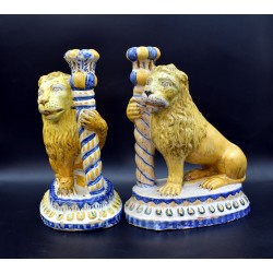 Pareja de Leones candelero siglo XVIII Talavera