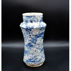 Albarelo azul jaspeado de Talavera s. XVI