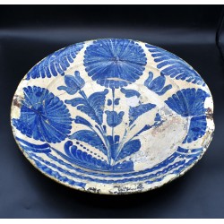 Fuente de Hellín ramillete floral azul s. XVIII