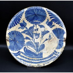 Fuente de Hellín ramillete floral azul s. XVIII