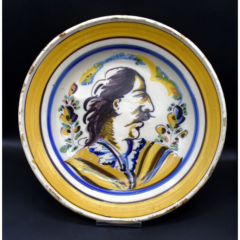 personaje policromo de Triana siglo XVIII