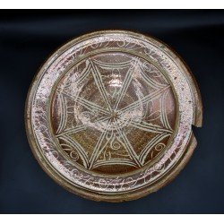 Plato con Cruz siglo XVII Reflejos Metálicos