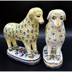 Pareja de figuras decorativas Triana s. XIX